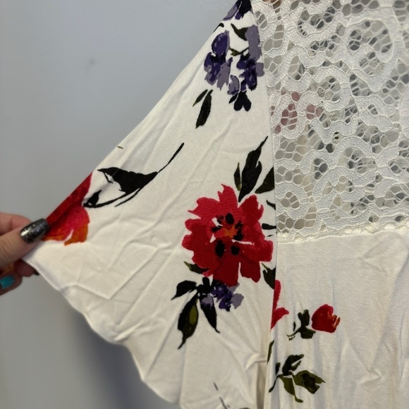 0424-49 TORRID Super Soft Knits - Picture 2 of 4